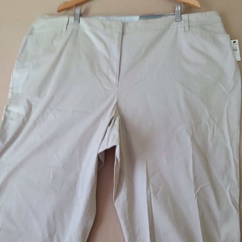 Talbots Perfect Crop Curvy Pants Plus Sz 24W Beige Chinos Zip Front Preppy NWT - Picture 5 of 10